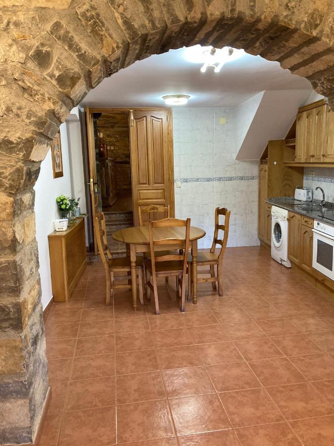 Vistas A La Montana En Un Pueblo Con Encanto. El Pueyo de Araguás Exterior foto